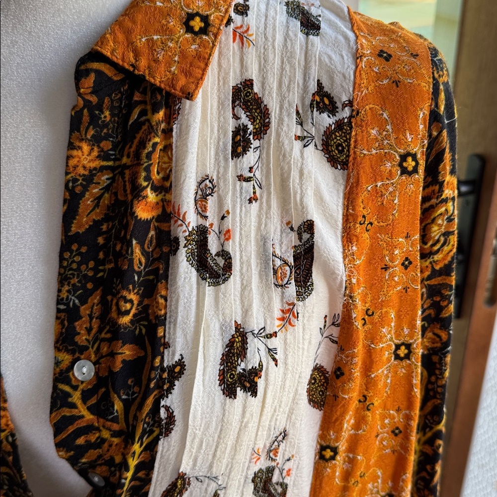 Jane and Delancey Multicolor Button Down Shirt - Picture 3 of 7